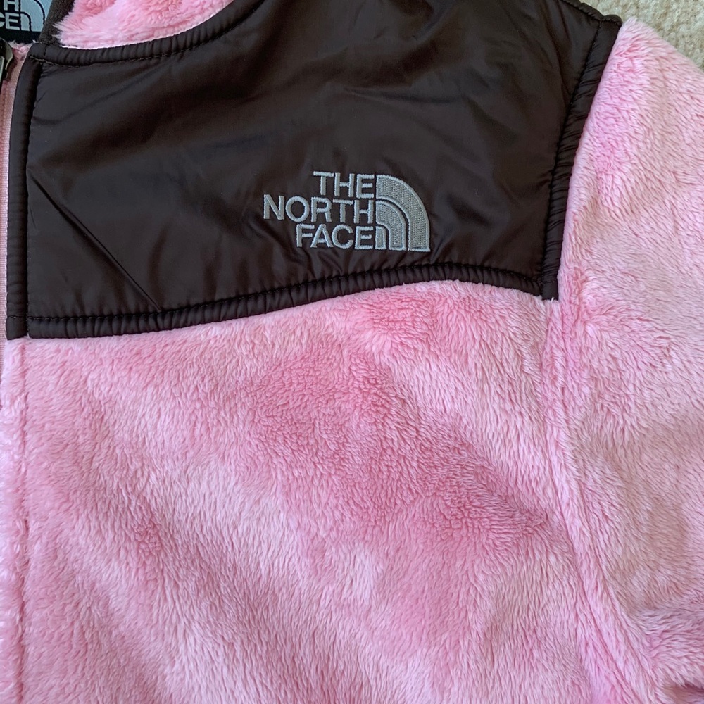 Women’s North Face Oso hoodie jacket - Medium - Picture 2 of 4
